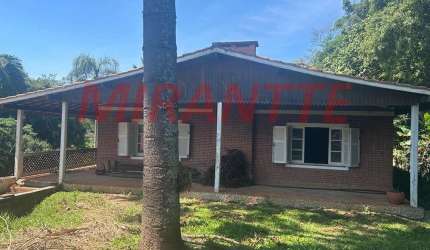 Casa terrea de 295.99m² com 3 quartos em Serra da Cantareira