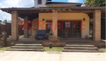 Sobrado de 550m² com 4 quartos em Roseira