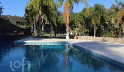 Casa à venda em Cacupé com 1000 m², 7 quartos, 5 s