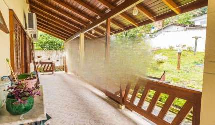 Casa à venda em João Paulo com 217 m², 4 quartos,