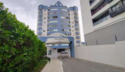 Apartamento garden de 4 dormitórios na Trindade