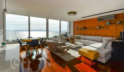 Apartamento à venda em Agronômica com 206 m², 3 qu