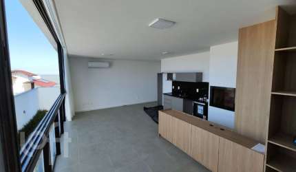 Apartamento à venda em Coqueiros com 78 m², 2 quar