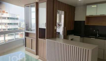 Apartamento à venda em Estreito com 129 m², 3 quar