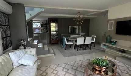 Casa de 3 dormitórios à venda no Córrego Grande