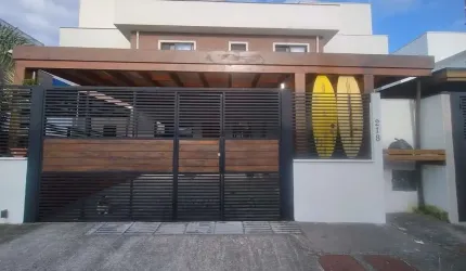 Casa geminada para locação no Portal do Ribeirão