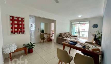 Apartamento à venda em Itacorubi com 77 m², 2 quar