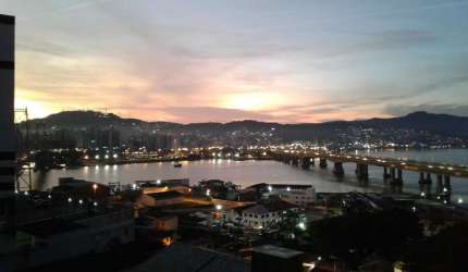 Apartamento de 2 dormitórios à venda no Estreito