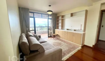 Apartamento à venda em Agronômica com 145 m², 4 qu