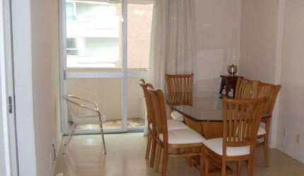 Apartamento à venda em Agronômica com 104 m², 3 qu