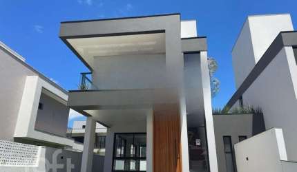 Casa à venda em Rio tavares central com 197 m², 3