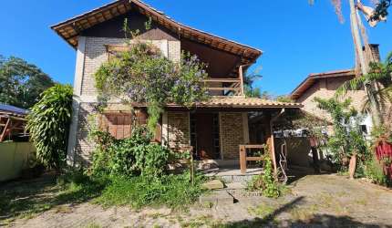 Casa de 4 dormitórios à venda no Campeche