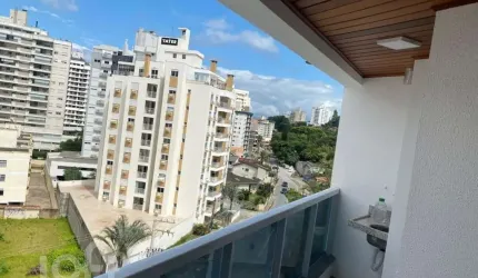 Apartamento à venda em Itacorubi com 95 m², 2 quar