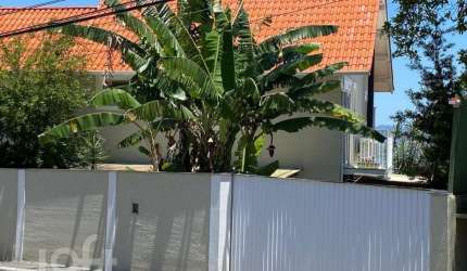 Casa à venda em Cacupé com 274 m², 4 quartos, 4 su