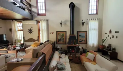 Casa de 3 dormitórios à venda no Campeche