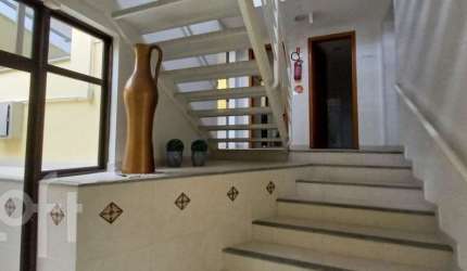 Casa à venda em Centro com 407 m², 12 quartos