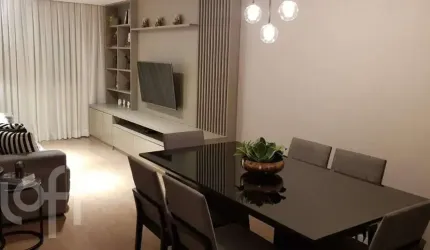Apartamento à venda em Centro com 80 m², 2 quartos
