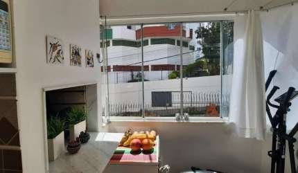 Apartamento de 2 dormitórios à venda na Trindade