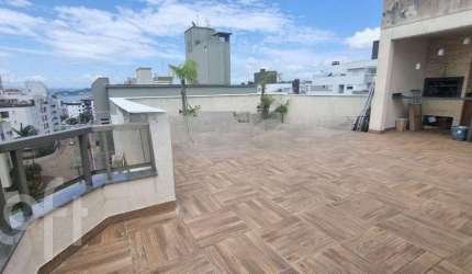 Apartamento à venda em Abraão com 128 m², 3 quarto