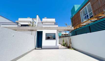 Casa de 3 dormitórios à venda no Jardim Campeche