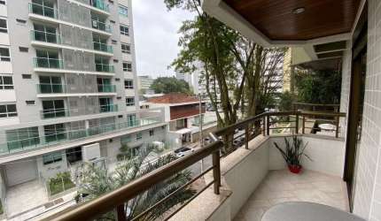 Apartamento de 3 dormitórios à venda no Centro