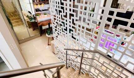 Apartamento à venda em Balneário com 139 m², 3 qua