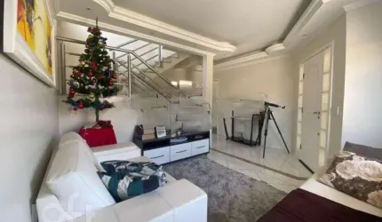 Casa à venda em Centro com 209 m², 3 quartos, 1 su