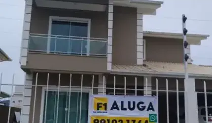 Casa de 4 suítes no bairro dos Ingleses