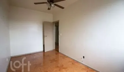Apartamento à venda em Agronômica com 94 m², 3 qua