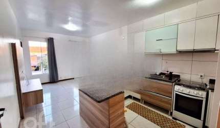 Apartamento à venda em Ressacada com 59 m², 2 quar