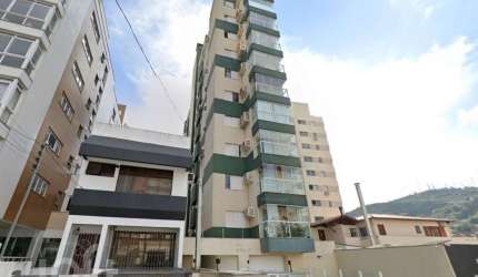 Apartamento à venda em Centro com 96 m², 3 quartos