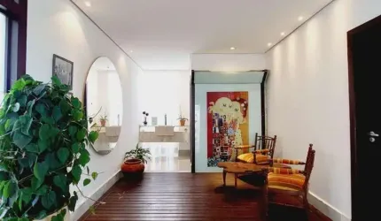 Casa à venda em Campeche Central com 317 m², 3 qua