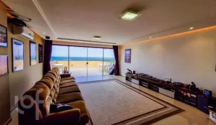 Casa à venda em Morro das Pedras com 360 m², 4 qua