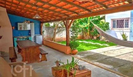 Casa à venda em Campeche Leste com 180 m², 3 quart