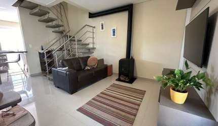 Casa de 3 dormitórios à venda no Ribeirão da Ilha