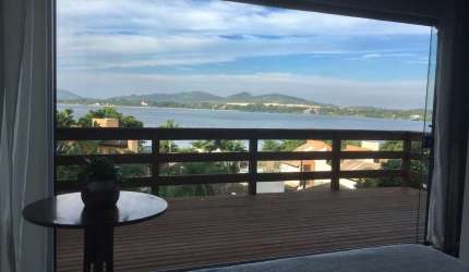 Casa de 3 dormitórios à venda no Canto da Lagoa