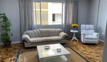 Apartamento à venda em Centro com 119 m², 2 quarto