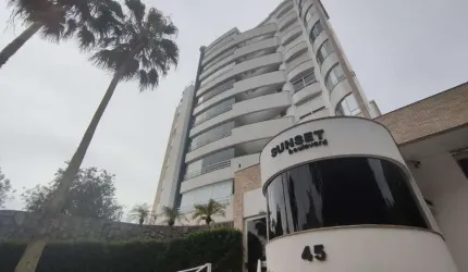 Apartamento de 3 suítes à venda no João Paulo