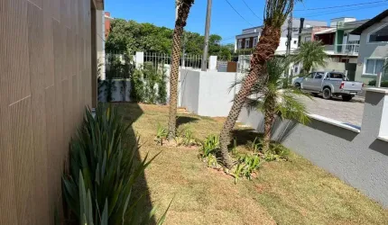 Casa de 3 dormitórios à venda no Campeche