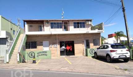 Casa à venda em Tapera da Base com 253 m², 6 quart
