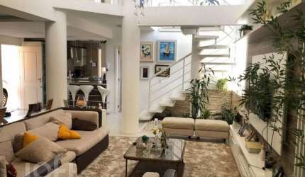 Casa à venda em Monte Verde com 230 m², 3 quartos,