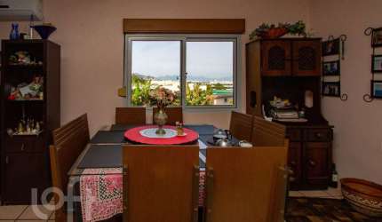 Casa à venda em Saco Grande com 245 m², 3 quartos,