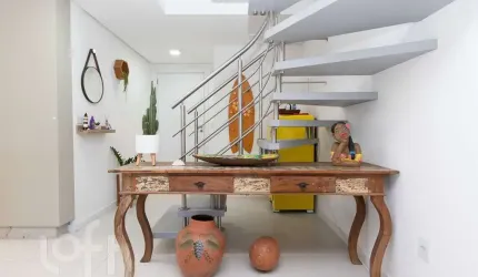 Casa à venda em Morro das Pedras com 96 m², 3 quar