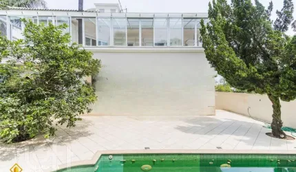 Casa à venda em Jurere Oeste com 365 m², 5 quartos