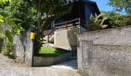 Casa à venda em Rio tavares central com 98 m², 2 q