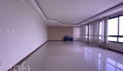 Apartamento à venda em Agronômica com 248 m², 5 qu
