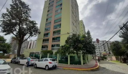 Apartamento à venda em Agronômica com 126 m², 3 qu