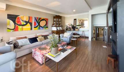 Casa à venda em Coqueiros com 374 m², 5 quartos, 3