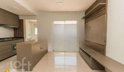 Apartamento à venda em Itacorubi com 76 m², 2 quar