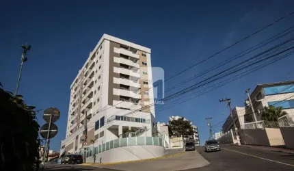 Apartamento 3 quartos com terraço em Capoeiras